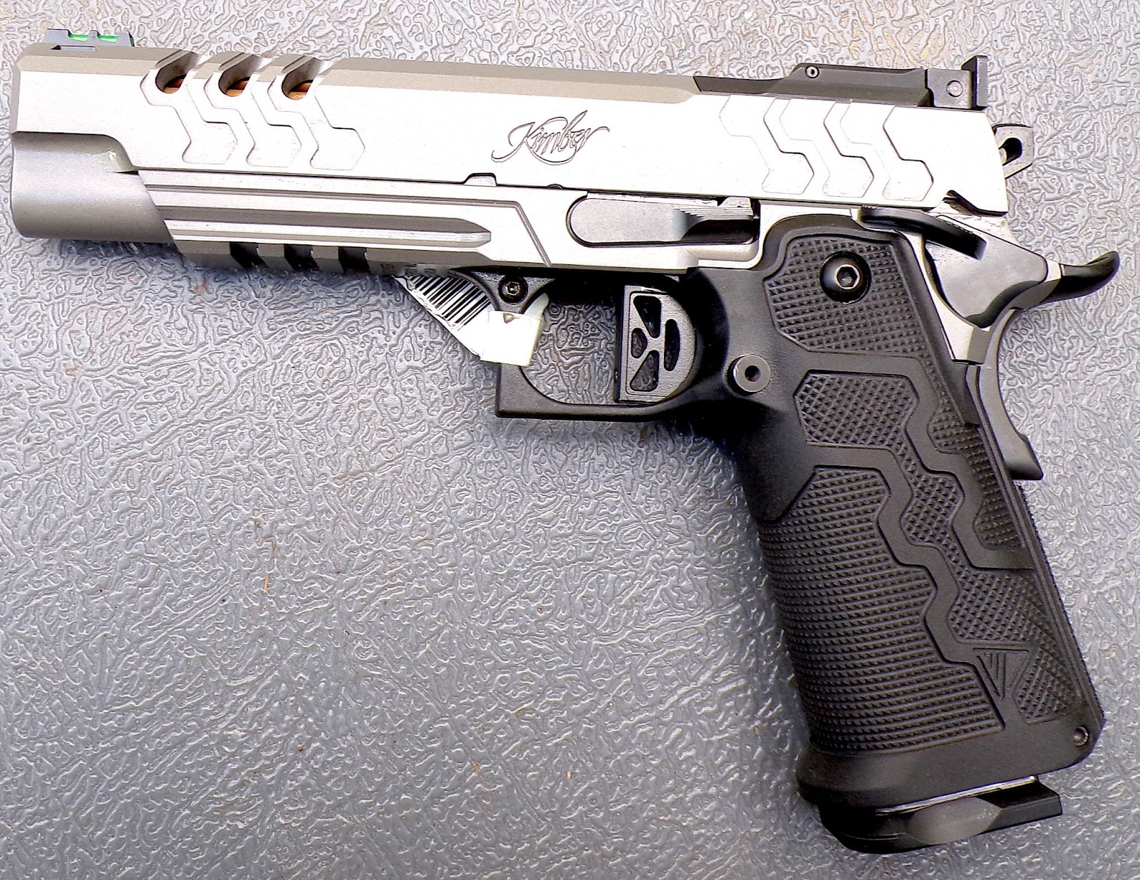 Kimber 2K11 pistol with Kevlar carbon fiber grip