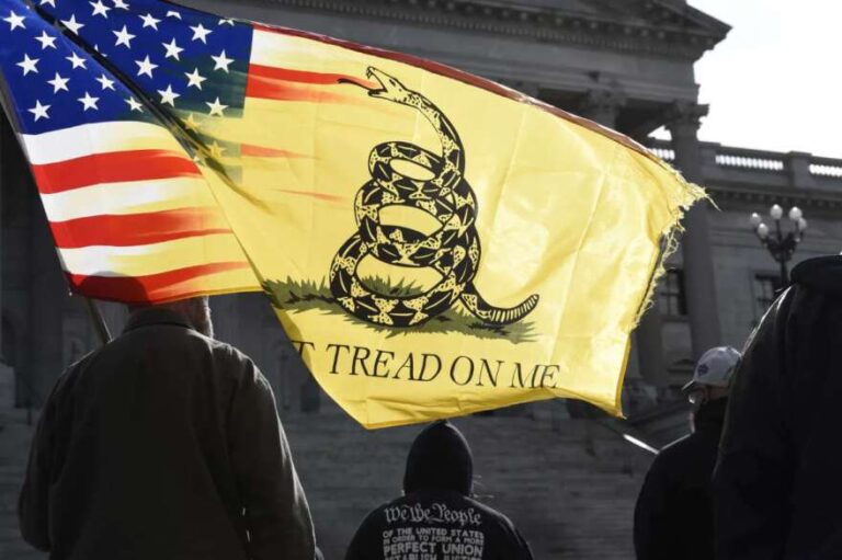 Is America Forgetting What “Don’t Tread on Me” Means? Is America Forgetting What “Don’t Tread on Me” Means?