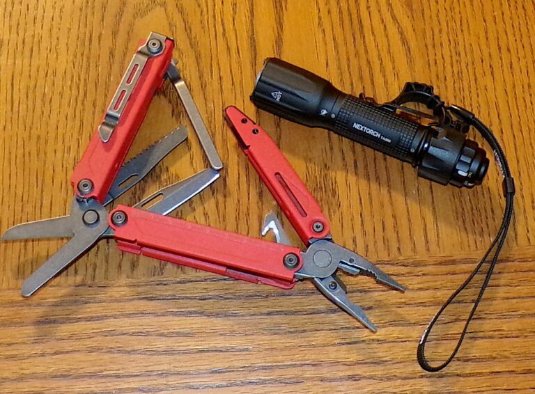 Nextorch Flashlight and Multi-Tool Review Nextorch Flashlight and Multi-Tool Review