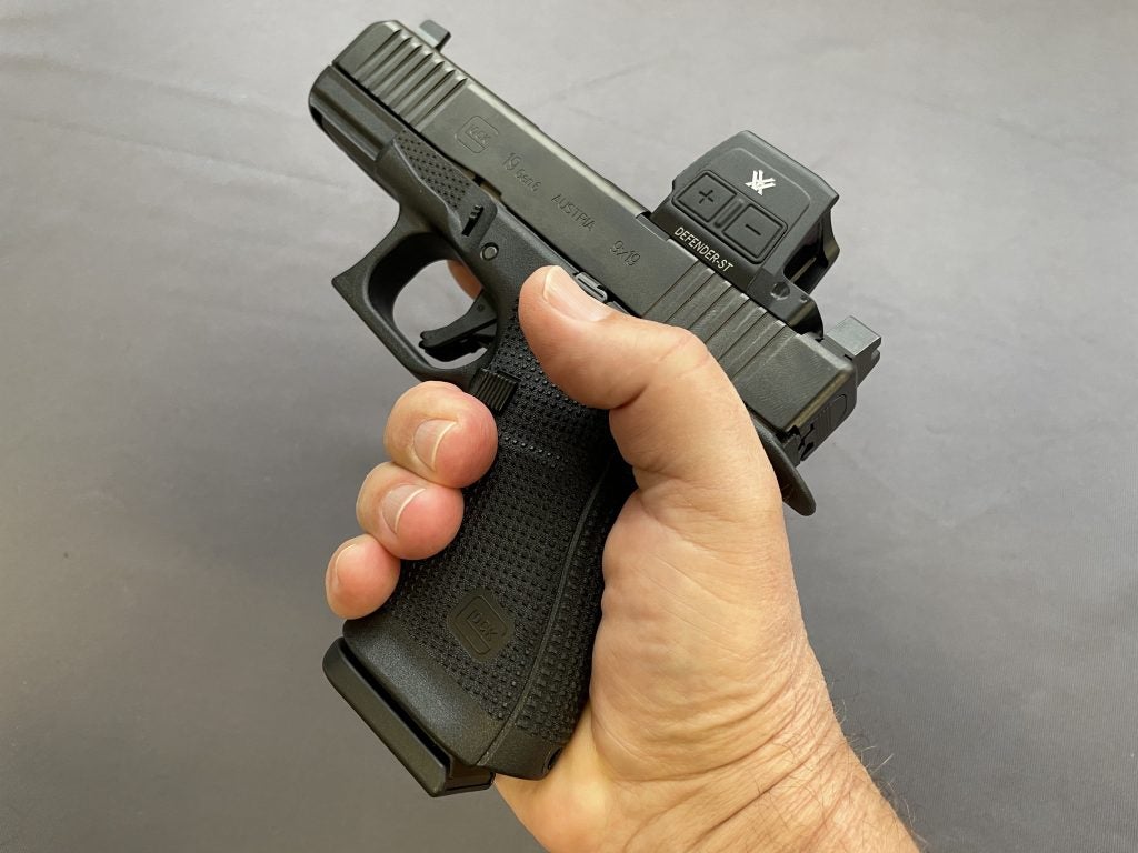 glock g19 gen19 in hand