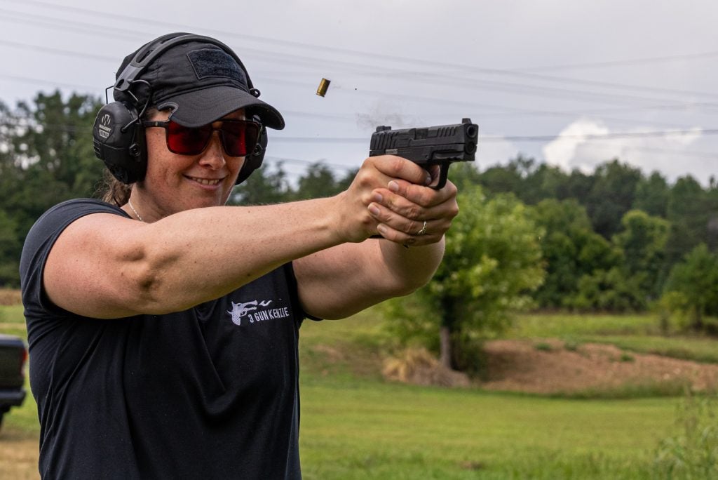 Lady Guns #1 - IWI Masada Slim Commander Elite